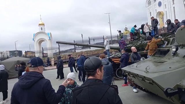 С Днём Победы Друзья! смотреть онлайн