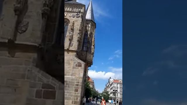 Венгрия площадь гулаю смотреть онлайн