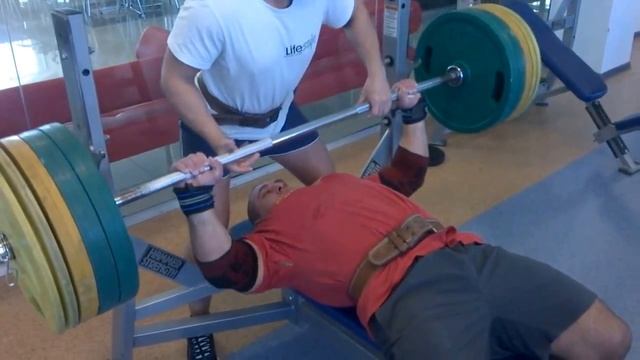 Михаил Паллер, жим штанги лежа (220х2) смотреть онлайн