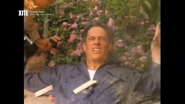 Twisted Sister - We're not gonna take it смотреть онлайн