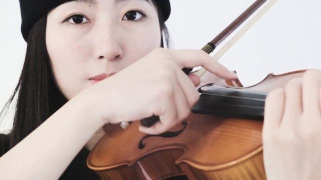 Tones & I -《Dance Monkey》-【pipa & Violin Cover】by Elaine