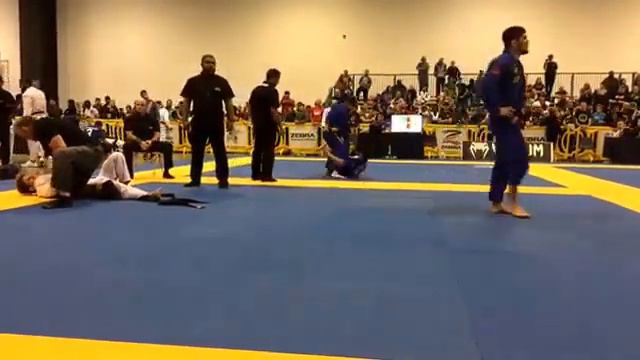 Dillon Danis v AJ Agazarm (Gi) смотреть онлайн