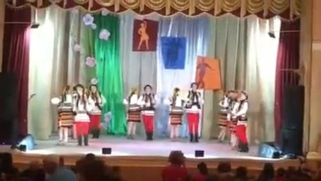 Украинский танец - детского коллектива в Червонограде смотреть онлайн