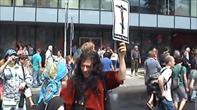 Режиссёр Артур Аристакисян на марше 12 июня 2012 смотреть онлайн