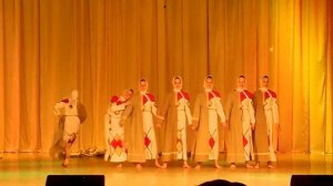 Русский народный танец в современной обработке   Девка по саду ходила