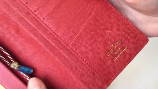 КОШЕЛЕК SUPREME LOUIS VUITTON смотреть онлайн