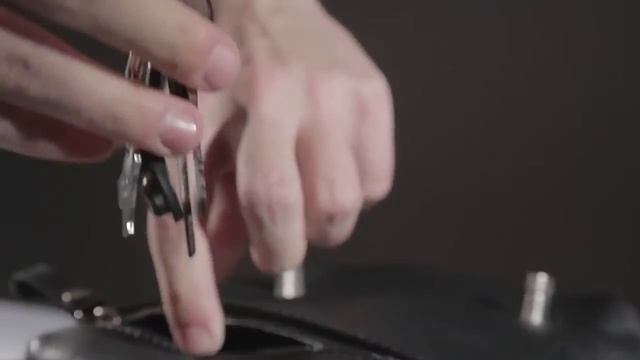 Кожаная сумка через плечо BRIALDI Trieste (Триест) black смотреть онлайн