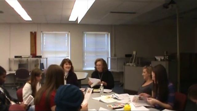 Nancy Dorman Hickson Teaches ETSU Journalism Class Johnson City, TN Part 3 of 6 смотреть онлайн