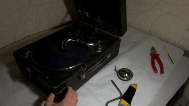 ? Посылка с патефоном, открываем! смотреть онлайн