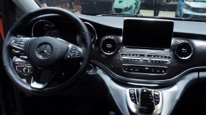 Volkswagen Multivan 2020 vs. Mercedes-Benz V Class 2020