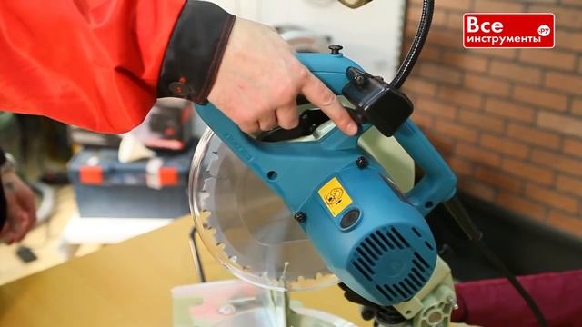 Торцовочная пила Makita LS 1040 F смотреть онлайн