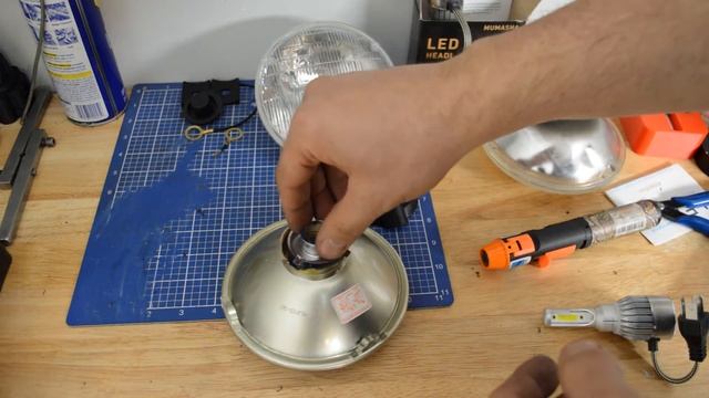 W116 LED Headlights Retrofit 300SD смотреть онлайн