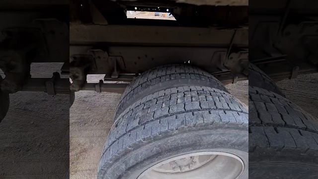 Грузовой автомобиль TATA 613 смотреть онлайн