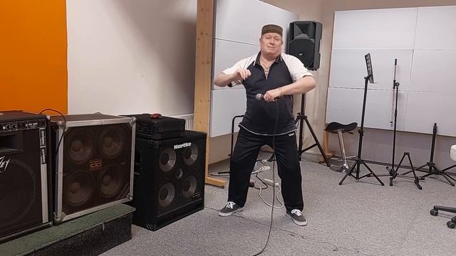 на берегу Чу смотреть онлайн