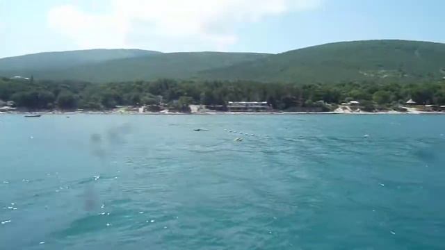 на катере,Кабардинка смотреть онлайн