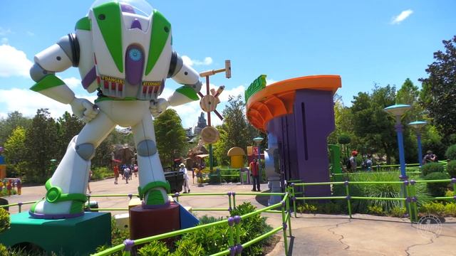 Toy Story Land Tour in 4K at Disney's Hollywood Studios Walt Disney World Orlando Florida July 2020 смотреть онлайн
