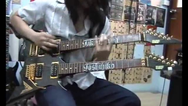 Chatreeo Plays Esp Double Neck Guitar смотреть онлайн