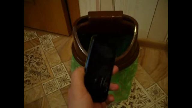 Как выкинуть телефон за 2 секунды смотреть онлайн