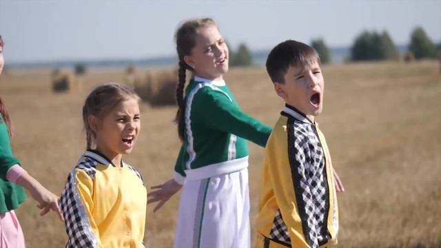 «Дорога Звезд» в татарском клипе в честь "Дня урожая" смотреть онлайн
