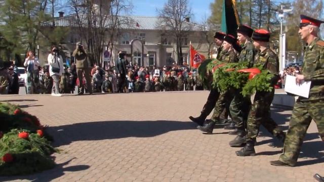 Город Тара празднует ДЕНЬ ПОБЕДЫ. АВТОПРОБЕГ - 2021г. смотреть онлайн