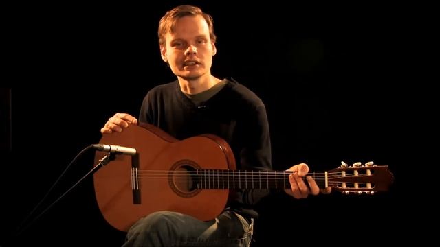 Yamaha CS40 Natural смотреть онлайн