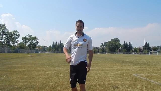 How To BREATHE When PLAYING SOCCER - Improve Stamina With Breathing! смотреть онлайн