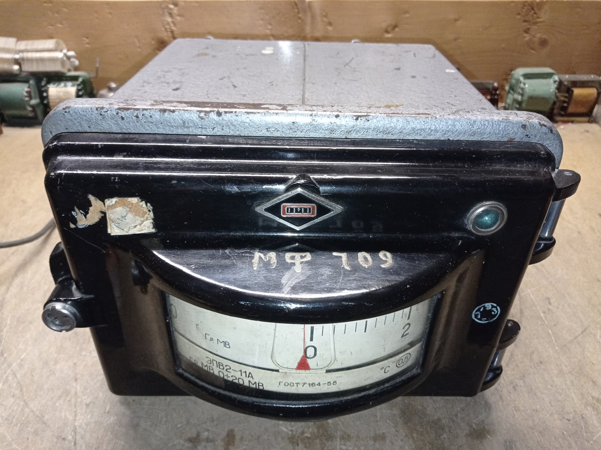 ЭПВ2-11А - электронный автоматический потенциометр 1961г.в. Приборы - радиодетали - драгметаллы. смотреть онлайн