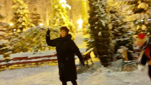 Я твой образ ищу Танцы в парке Горького Харьков Декабрь 2021 смотреть онлайн