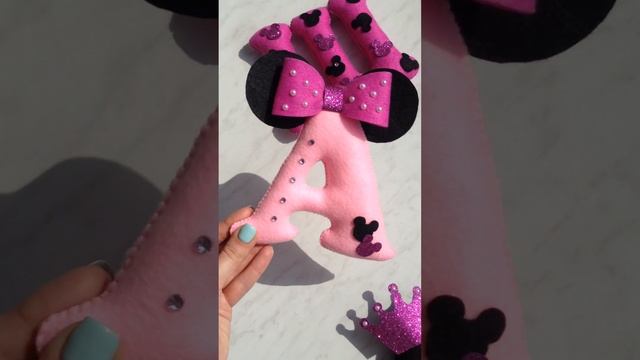 Именная гирлянда из фетра " Минни Маус" смотреть онлайн