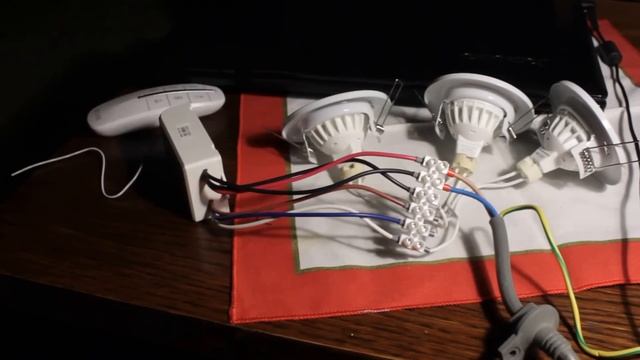 Тестируем пульт управления освещением Y-7E смотреть онлайн