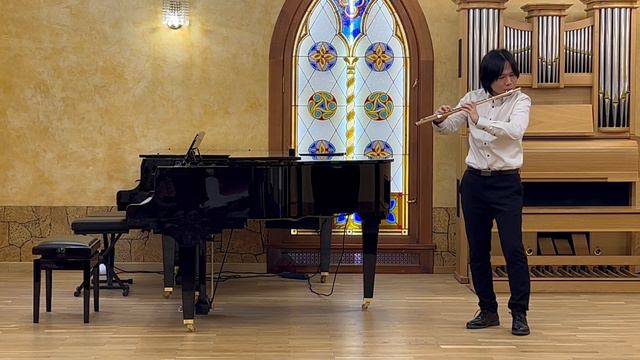 Юаньдзе У, Бах Партитура ля минор, 18 мая 2024