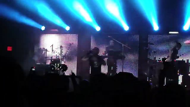 Combichrist w/ Wes Borland - Get Your Body Beat (live) 11-6-10 in AZ @ The Venue Of Scottsdale смотреть онлайн