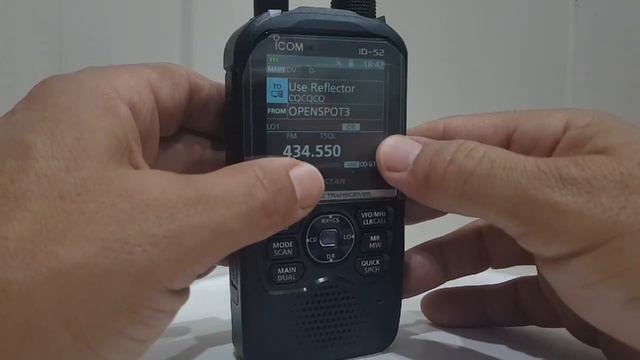ICOM ID-52 - I MADE A SCREEN PROTECTOR смотреть онлайн