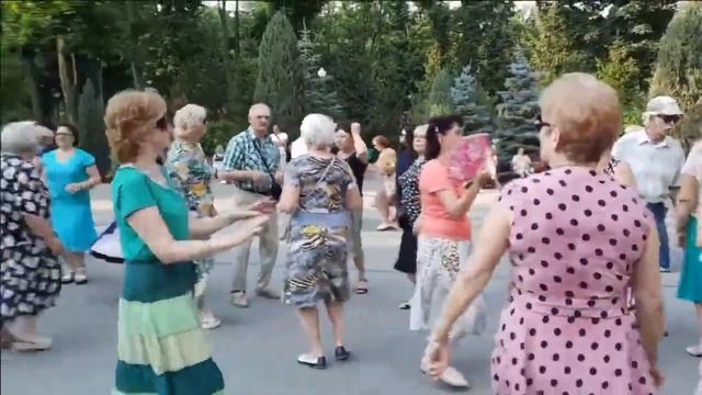 НАКУКУЙ КУКУШКА ДОЛГИХ ЛЕТ НАМ смотреть онлайн