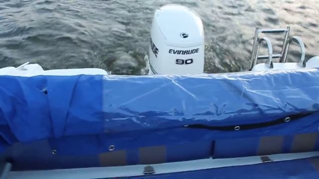 Evinrude E-Tec 90, выход на глиссирование за 2 секунды смотреть онлайн