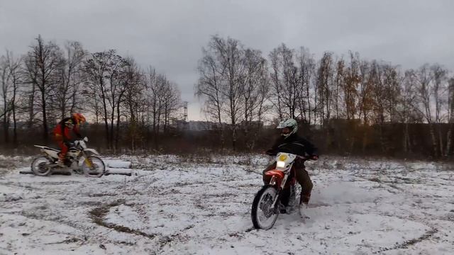 2T vs 4T или с первым снегом смотреть онлайн