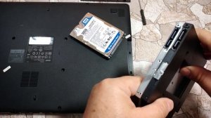 Как заменить DVD привод на HDD/SSD в ноутбуке за 5 минут.