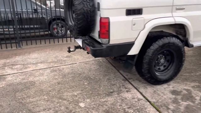 Toyota Landcruiser 76 series Workmate Diesel смотреть онлайн