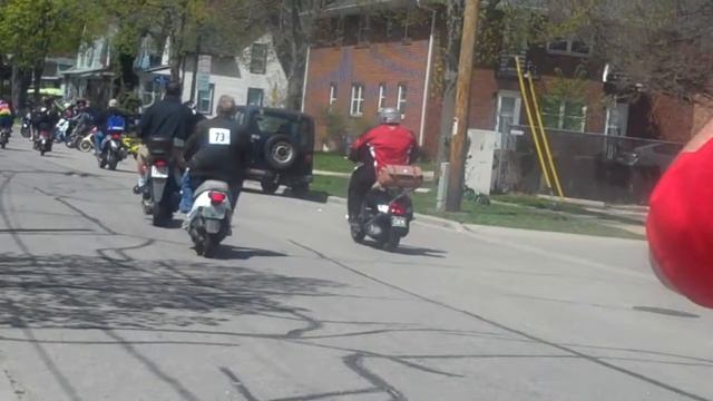 moped ride april 17 scooter therapy, the begining смотреть онлайн