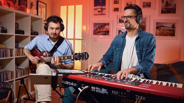 "How High the Moon" - Felix Mross (Piano) & Daniel Mai (Guitar) Jazz Duo смотреть онлайн