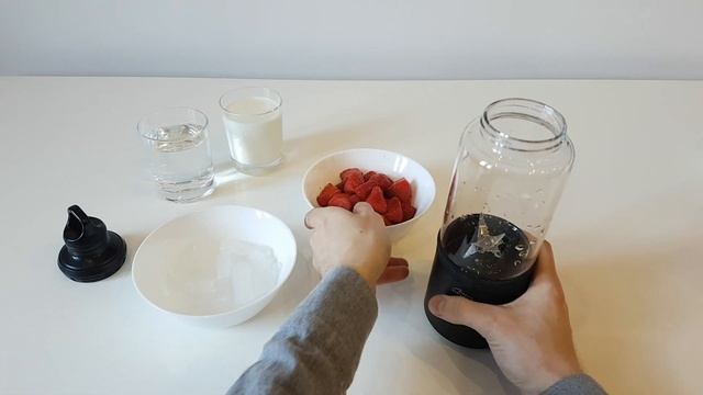 Blender SMOOTHIE PORTABLE BLENDER MT5517 Media-Tech | ForumWiedzy