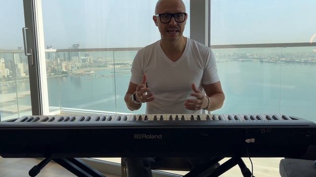 Musical Magic: Roland FP-30X Review смотреть онлайн