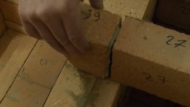 Печь Волжанка с плитой. Хорошо греет и готовит пищу. смотреть онлайн