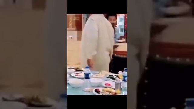 официант. mp4 смотреть онлайн