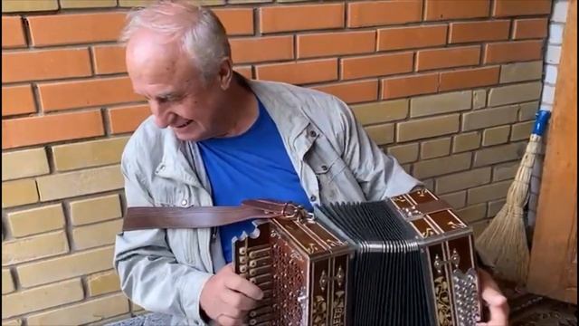 Александр Перов, Суздаль. Две гармони мастера Фадеева А.И. смотреть онлайн