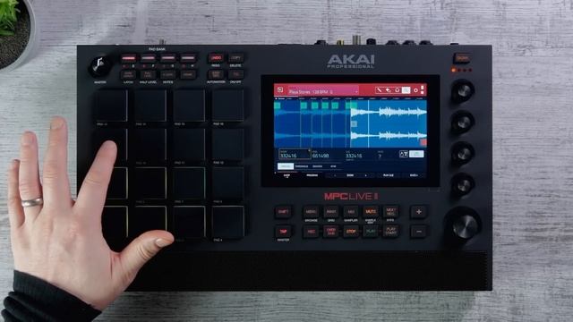 Akai Professional MPC Live II | Overview смотреть онлайн