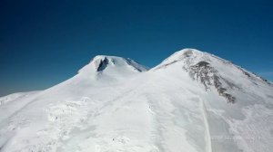 Полет над Эльбрусом на квадрокоптере высота 5900. Минги Тау (Эльбрус-Красавец)