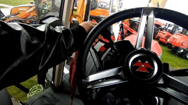 Обзор MASSEY FERGUSON 8S.265.