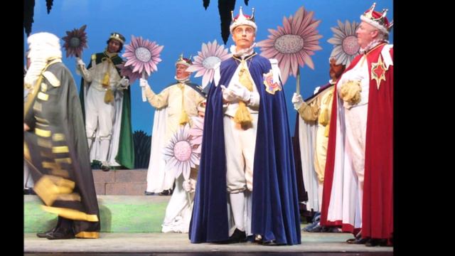Philip Blake-Jones (baritone) sings 'Non piu andrai' from Mozart's The Marriage of Figaro смотреть онлайн