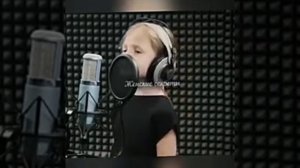 Милые, добрые взрослые, отмените войну??? ОЧЕНЬ ТРОГАТЕЛЬНОЕ ИСПОЛНЕНИЕ!